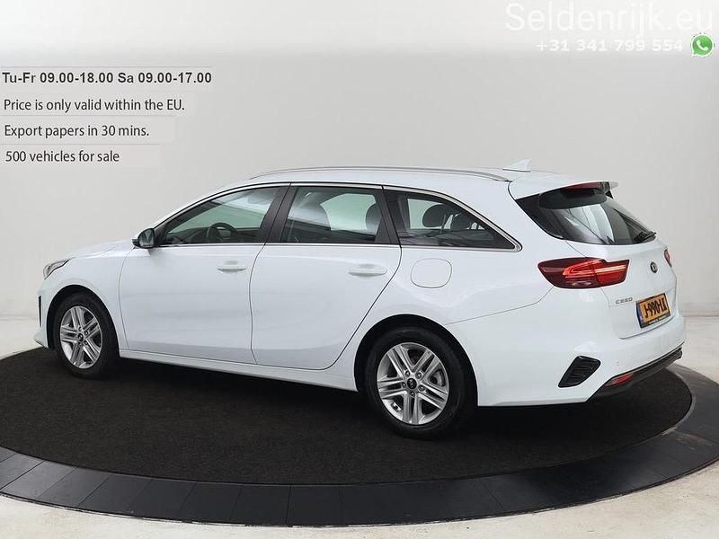 Gebraucht Kia Ceed 140 PS (102 kW) 2020 Weiß Kleinwagen