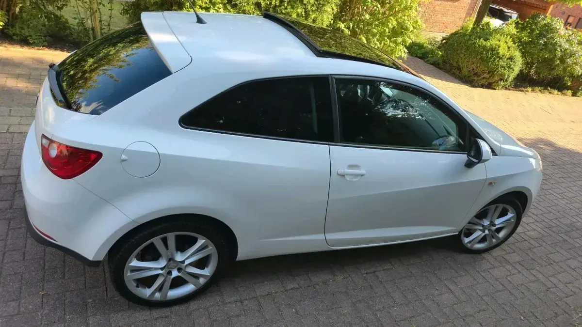 Gebraucht Seat Ibiza 86 PS (63 kW) 2009 Weiß Coupé