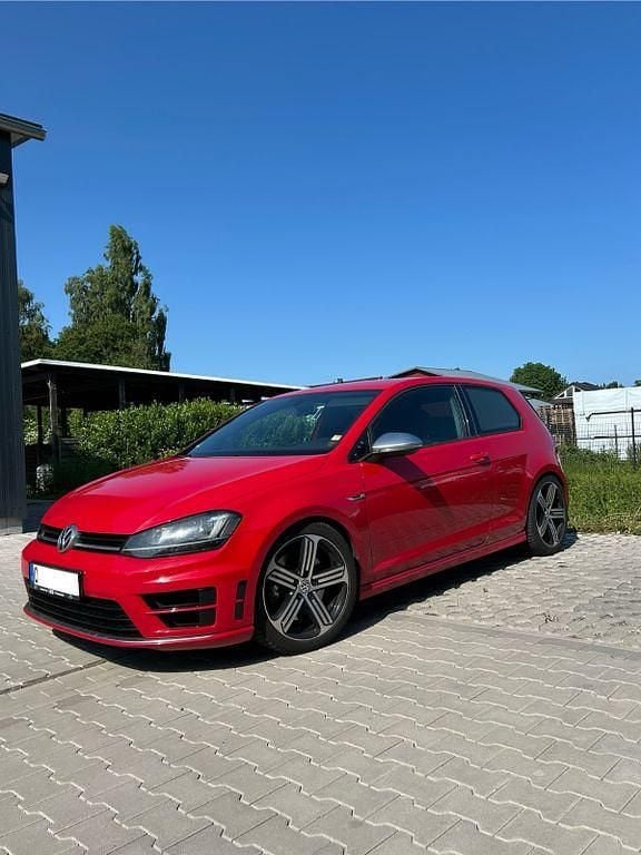 Gebraucht VW Golf VII R 300 PS (220 kW) 2014 Rot Limousine