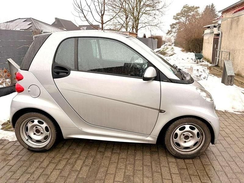 Gebraucht Smart ForTwo Coupé 71 PS (52 kW) 2012 Silber Coupé