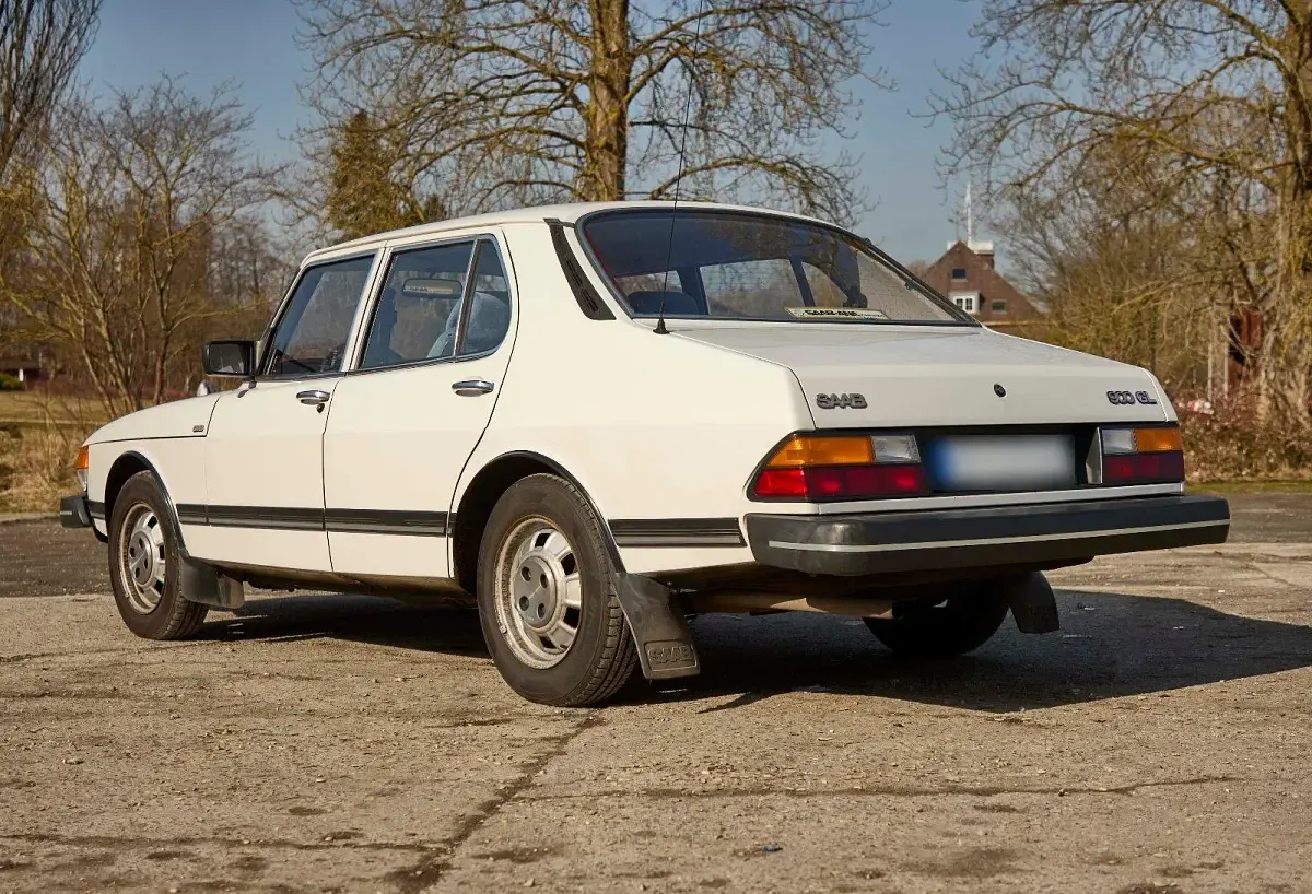 Gebraucht Saab 900 100 PS (73 kW) 1982 Weiß Limousine