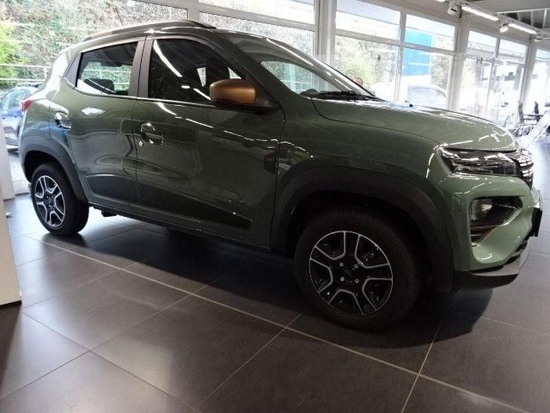 Second-hand Dacia Spring Extreme 47 kW (65 CP) 2023 Verde Hatchback