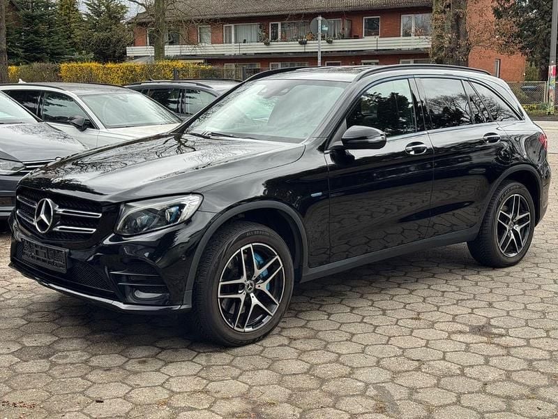 Gebraucht Mercedes GLC300e AMG 211 PS (155 kW) 2017 Schwarz SUV