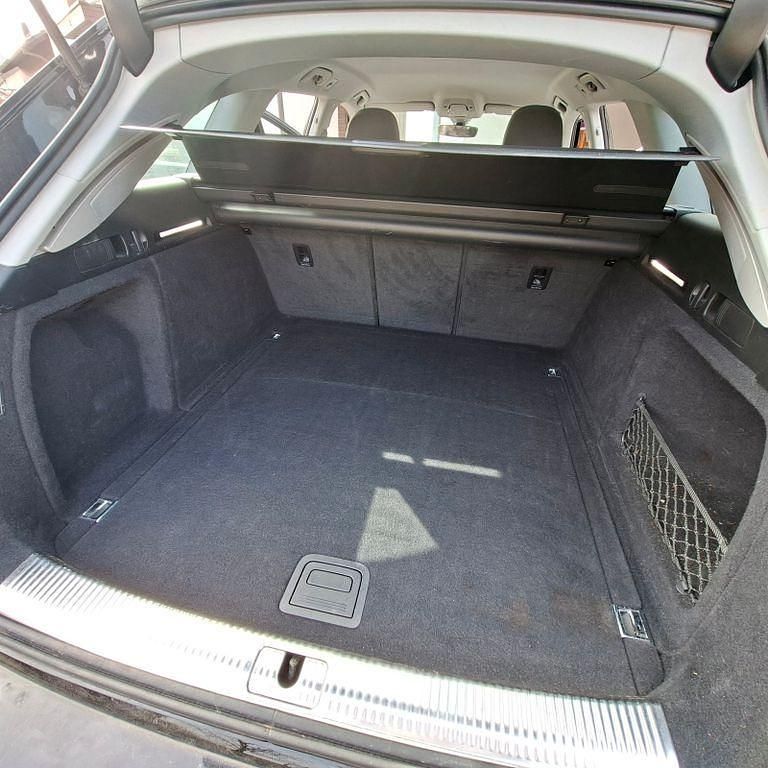 Gebraucht Audi A4 Sport 218 PS (160 kW) 2017 Schwarz Kombi