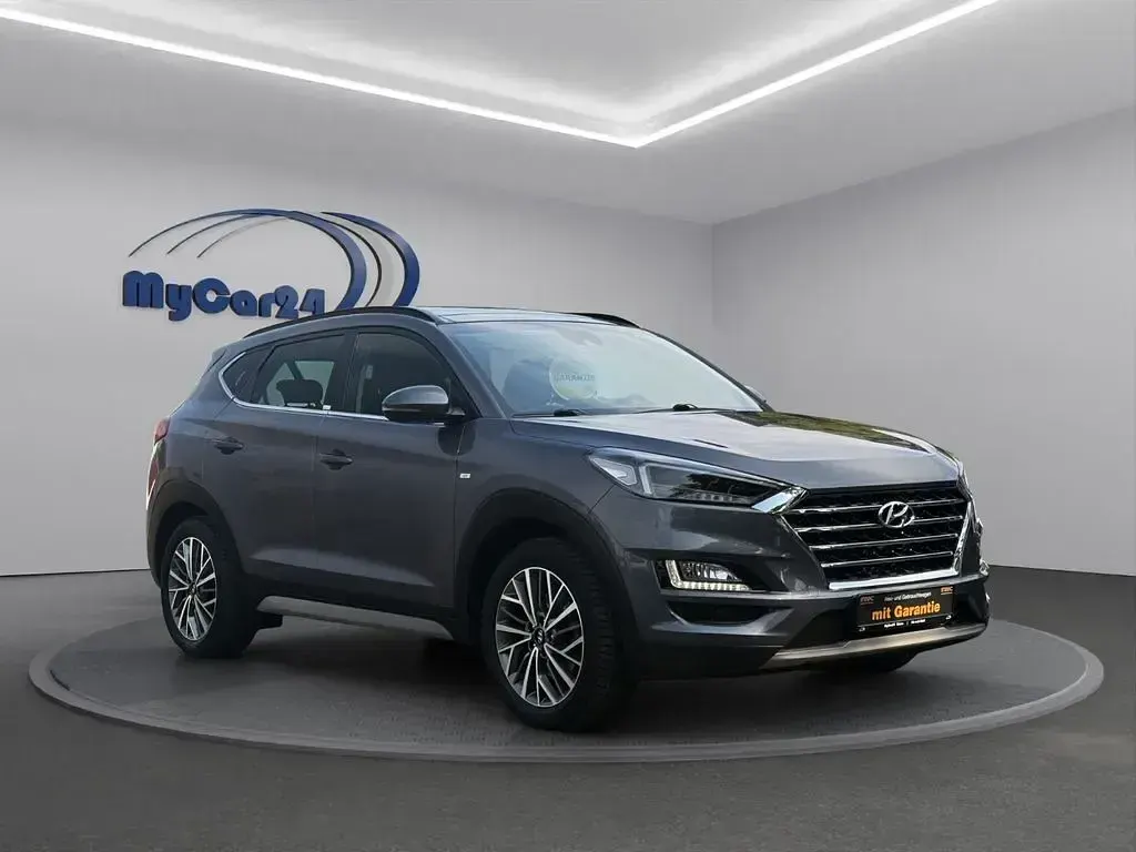 Gebraucht Hyundai Tucson 185 PS (136 kW) 2020 Grau SUV