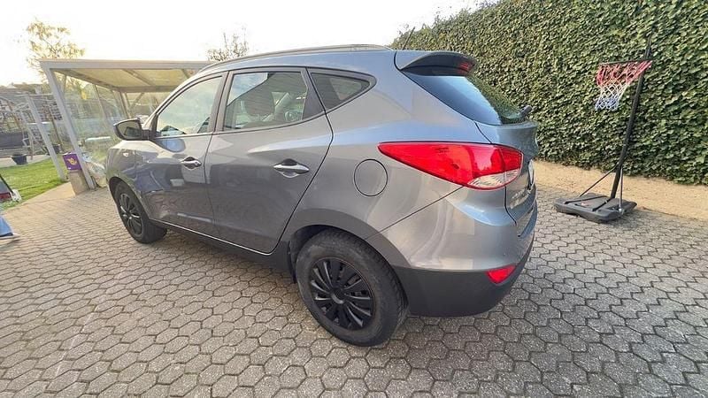 Gebraucht Hyundai ix35 135 PS (99 kW) 2012 Grau SUV