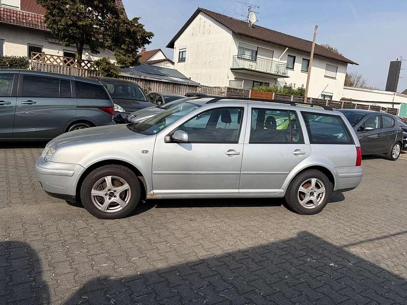 Gebraucht VW Bora 131 PS (96 kW) 2001 Grau Kombi