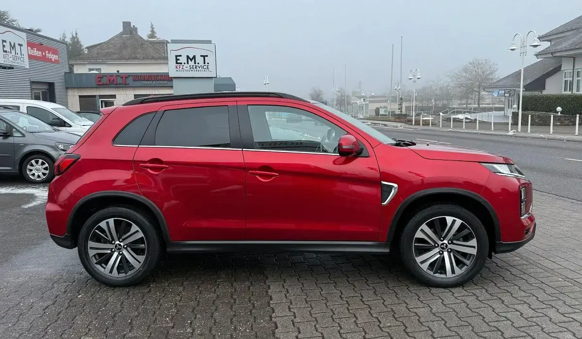 Gebraucht Mitsubishi ASX Edition+ 150 PS (110 kW) 2019 Rot SUV