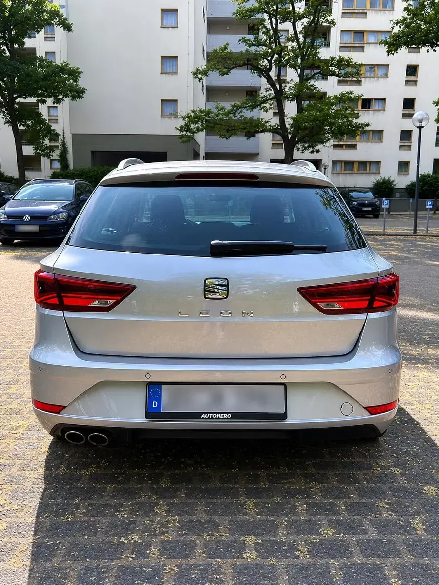 Gebraucht Seat Leon 150 PS (110 kW) 2018 Silber Kombi
