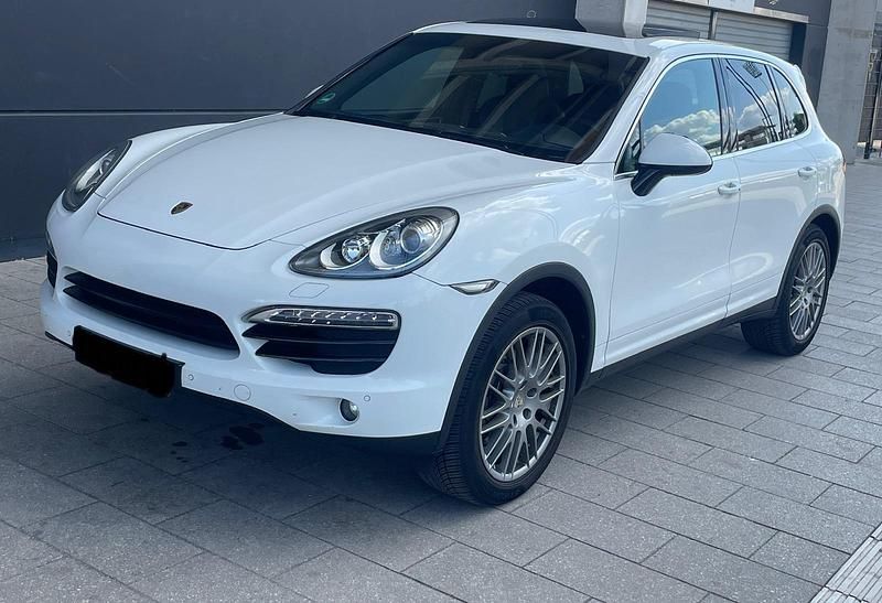 Weiß Gebraucht 2012 Porsche Cayenne SUV | 17.500 € (Superpreis) - Bild 1/4