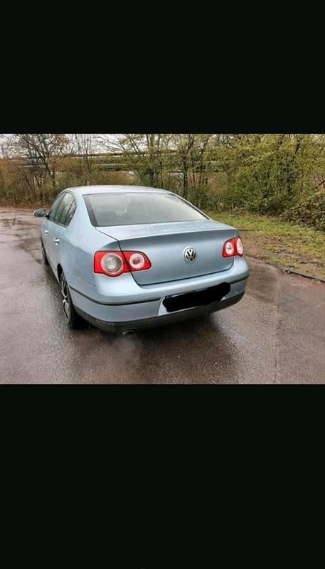 Gebraucht VW Passat 101 PS (74 kW) 2006 Grün Limousine