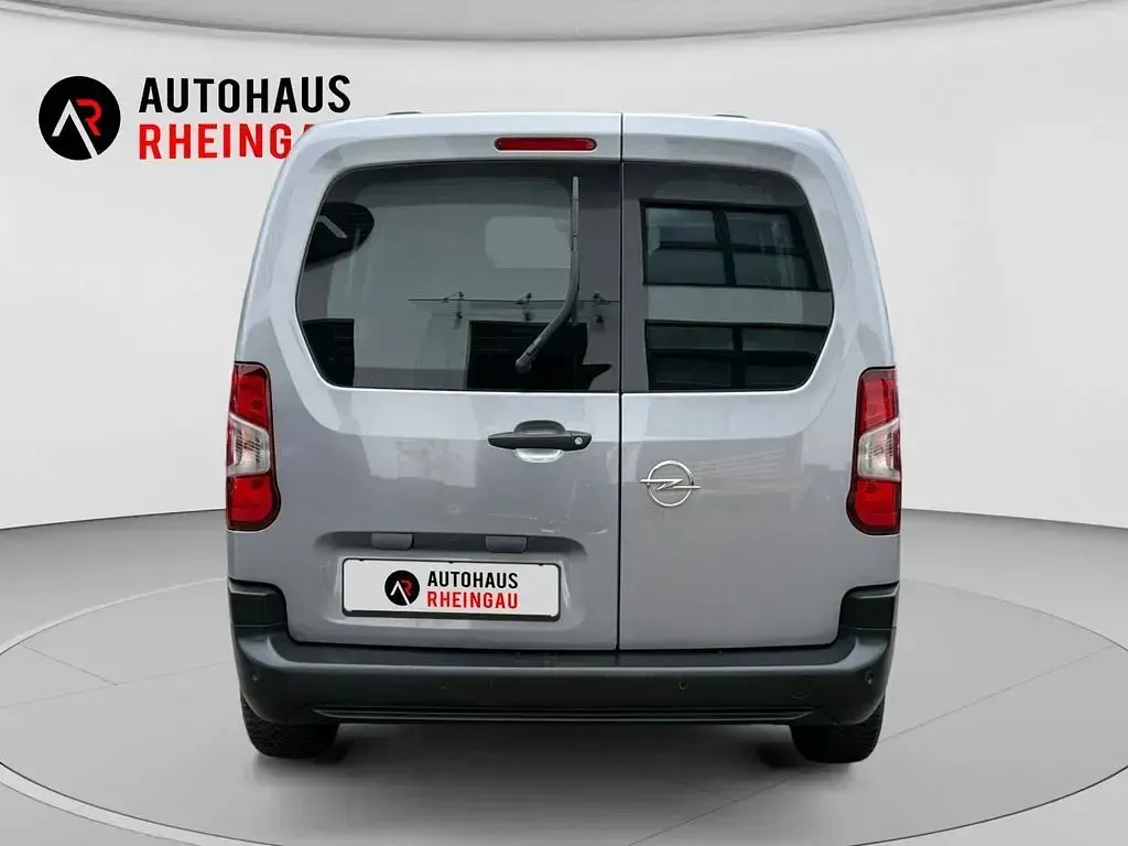 Gebraucht Opel Combo Life Edition 110 PS (80 kW) 2021 Kontrast grau/quarz silber Kombi