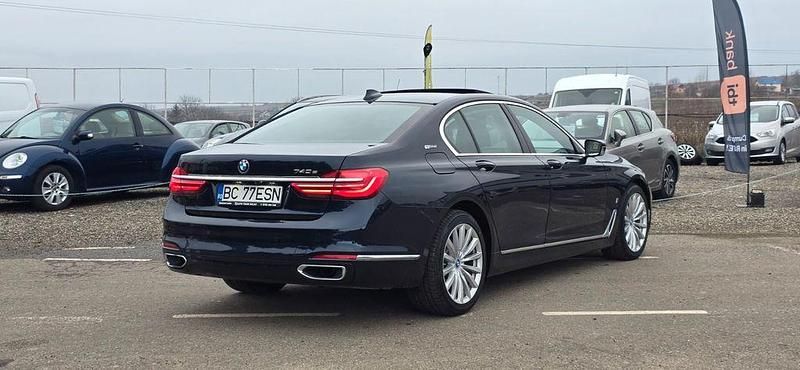 Gebraucht BMW 740 iPerformance 326 PS (239 kW) 2017 Blau Limousine