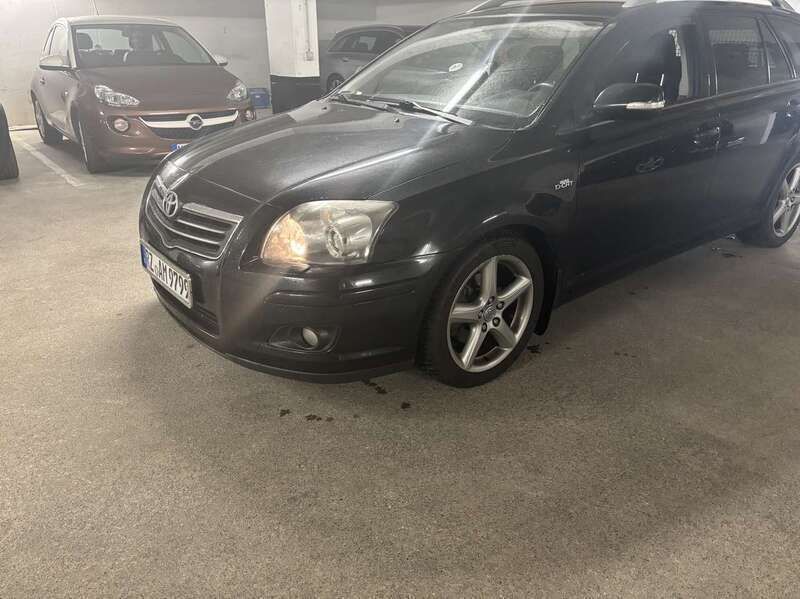 Gebraucht 2008 Toyota Avensis Kombi | 1.750 € (Superpreis) - Bild 1/4