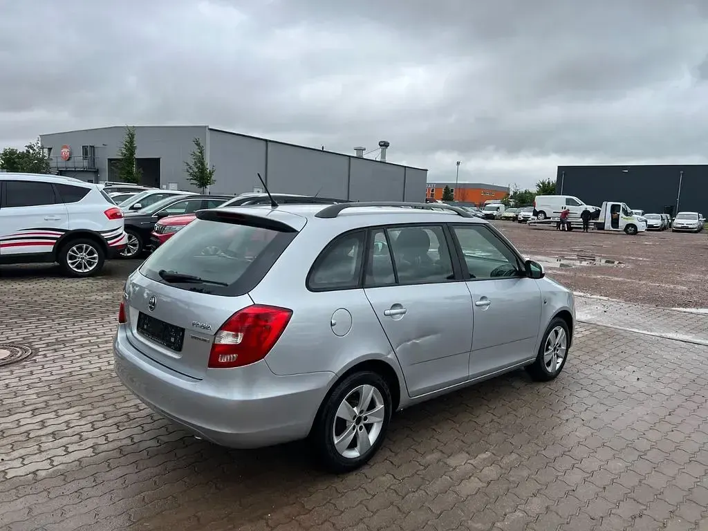 Gebraucht Skoda Fabia GreenLine 75 PS (55 kW) 2014 Silber Kombi