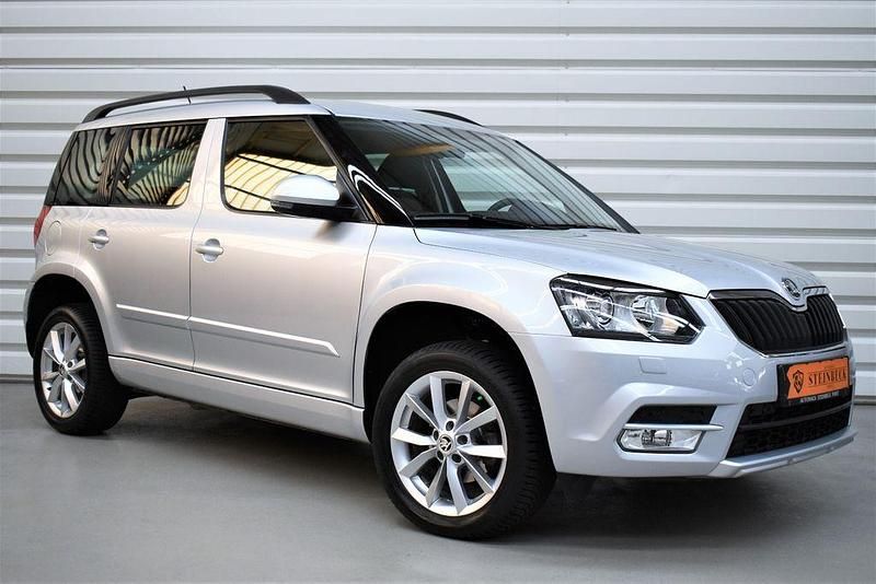 Gebraucht Skoda Yeti Elegance 105 PS (77 kW) 2015 Silber SUV