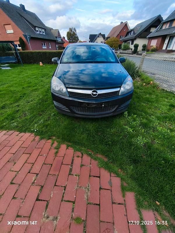 Schwarz Gebraucht 2009 Opel Astra GTC Coupé | 2.000 € (Guter Preis) - Bild 1/4