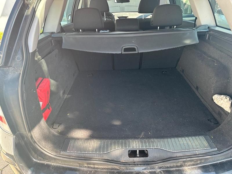 Gebraucht Ford Ka 69 PS (50 kW) 2009 Schwarz Kleinwagen