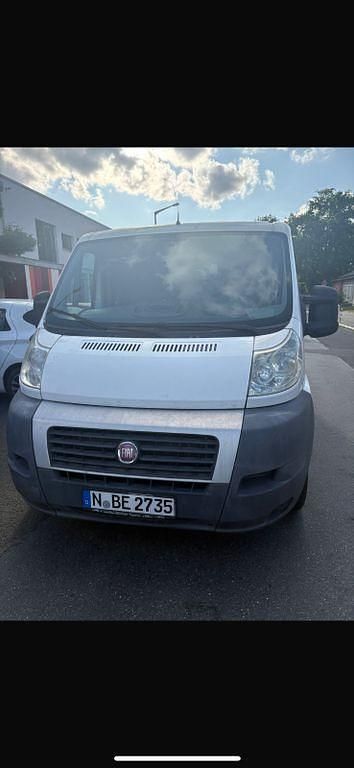 Weiß Gebraucht 2011 Fiat Ducato Van | 4.100 € (Guter Preis) - Bild 1/4