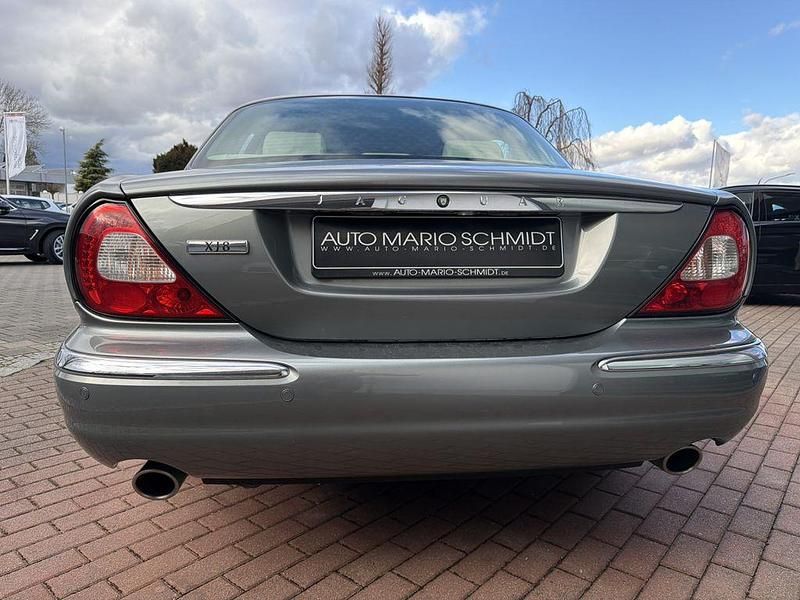 Gebraucht Jaguar XJ8 258 PS (189 kW) 2005 Grau Limousine