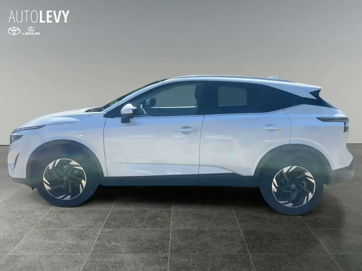 Gebraucht Nissan Qashqai 360º 158 PS (116 kW) 2025 Schwarz SUV