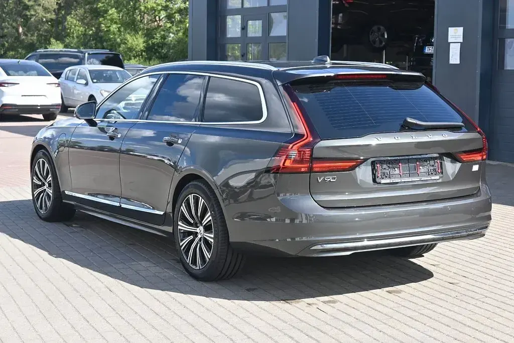 Gebraucht Volvo V90 Inscription 390 PS (286 kW) 2021 Pine grey Kombi