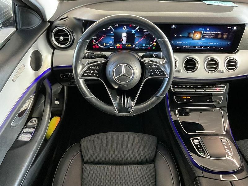 Gebraucht Mercedes E220 Avantgarde 200 PS (147 kW) 2022 Silber Limousine