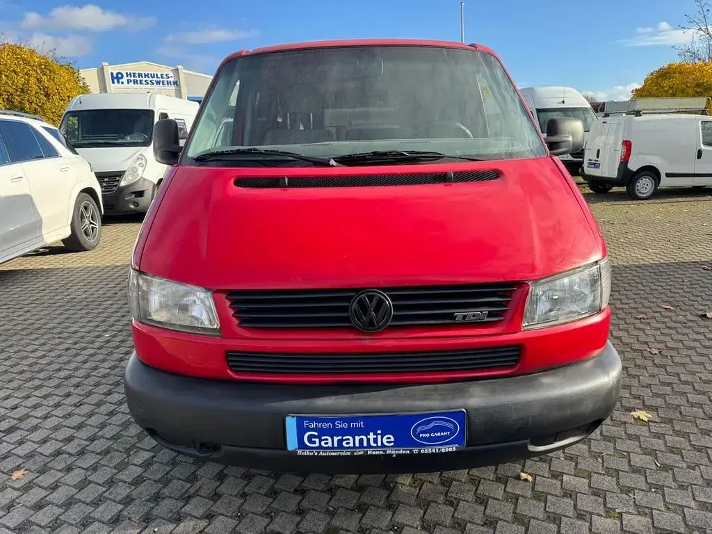 Gebraucht VW Caravelle 102 PS (75 kW) 1996 Rot Van