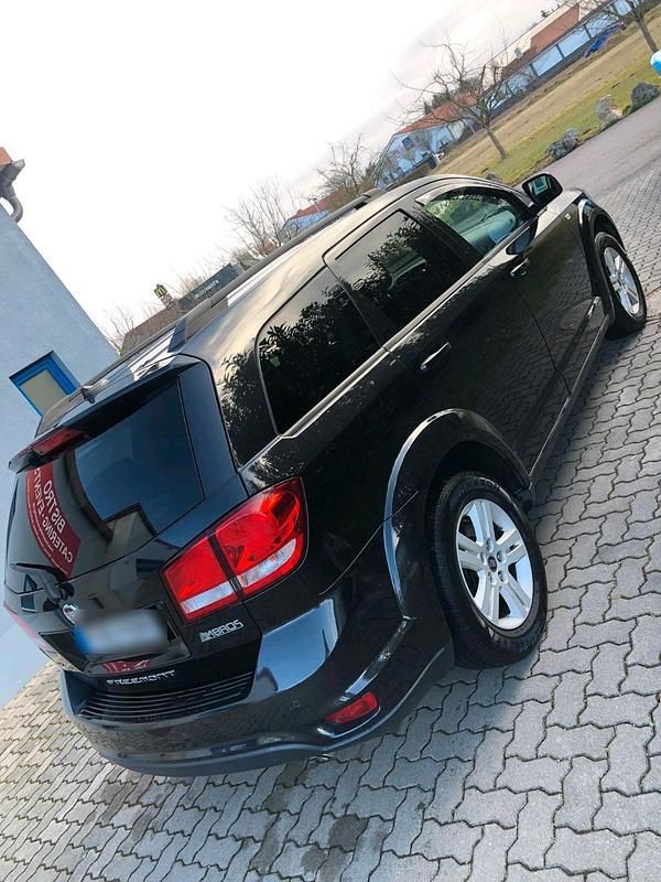 Gebraucht Fiat Freemont 177 PS (130 kW) 2013 Schwarz SUV