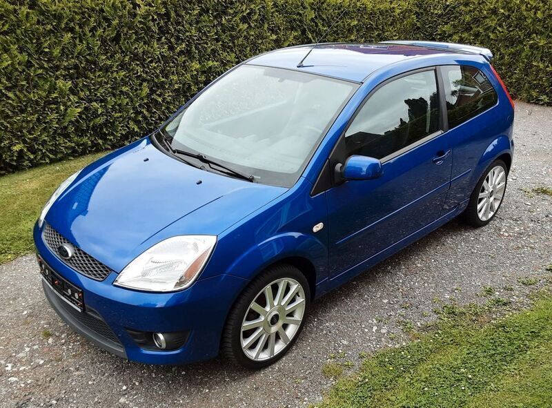 Blau Gebraucht 2005 Ford Fiesta ST Kleinwagen | 10.490 € - Bild 1/4