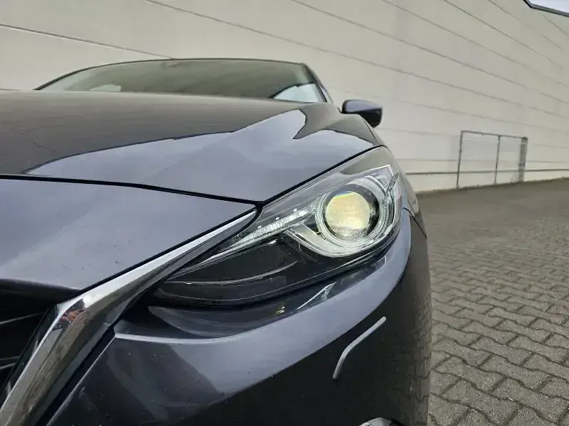 Gebraucht Mazda 3 Nakama 165 PS (121 kW) 2016 Grau Limousine