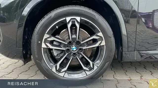 Gebraucht BMW X1 Comfort Edition 197 PS (144 kW) 2025 Saphirschwarz metallic SUV