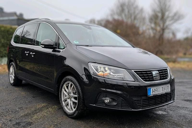 Gebraucht Seat Alhambra XCELLENCE 150 PS (110 kW) 2021 Schwarz Van / Kleinbus