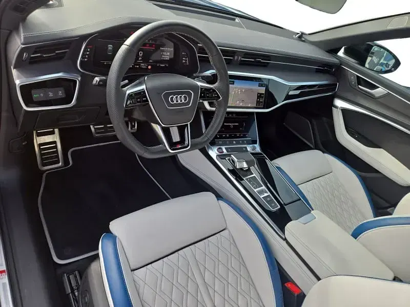 Gebraucht Audi S6 Ambiente 344 PS (253 kW) 2025 Ascariblau metallic brillantschwarz Limousine