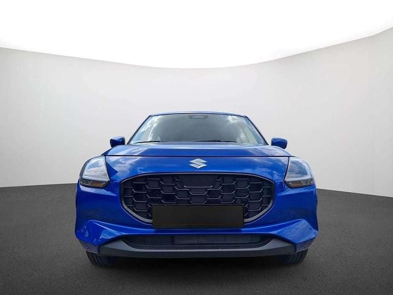 Gebraucht Suzuki Swift Club 83 PS (61 kW) 2025 Frontier blue pearl Kleinwagen