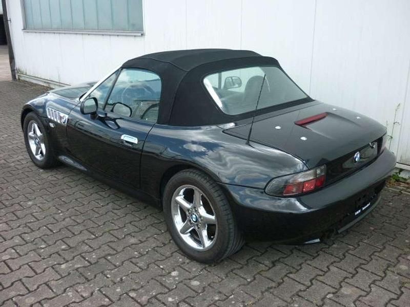 Gebraucht BMW Z3 140 PS (102 kW) 1998 Cormosschwarzmetall Cabrio