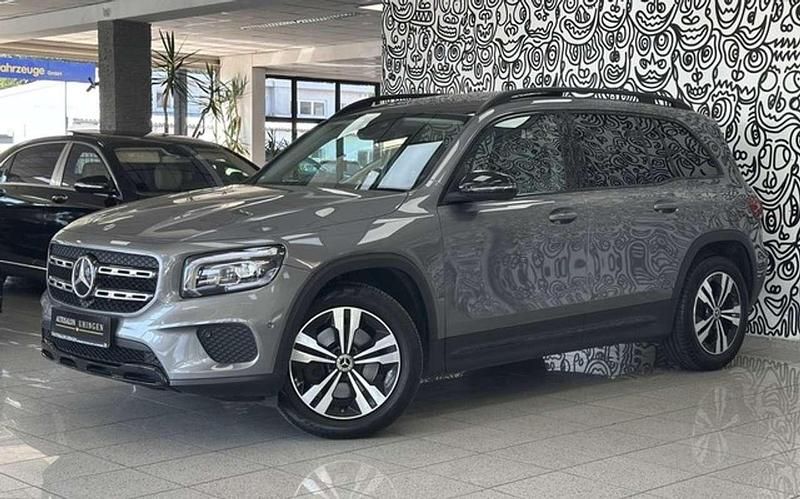 Grau Gebraucht 2020 Mercedes GLB250 SUV | 36.790 € (Guter Preis) - Bild 1/3