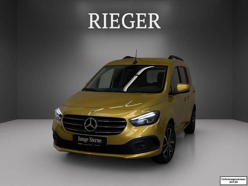 Gelb Gebraucht 2025 Mercedes T180 Progressive Van / Kleinbus | 30.899 € (Fairer Preis) - Bild 1/4
