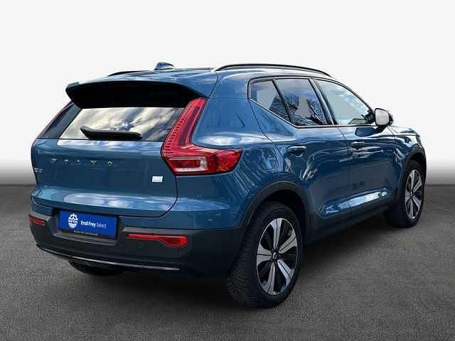Gebraucht Volvo XC40 Ultimate 192 PS (141 kW) 2023 Fjord blue metallic SUV