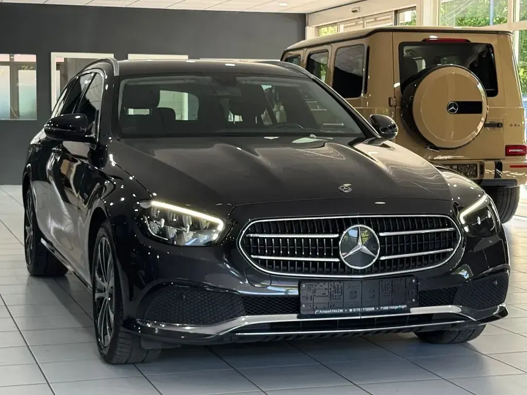 Używany Mercedes E300 306 KM (225 kW) 2021 Szary Sedan/Limuzyna