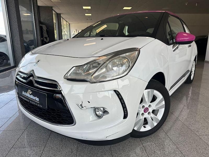 Gebraucht Citroën DS3 Chic 95 PS (69 kW) 2012 Weiß Kleinwagen