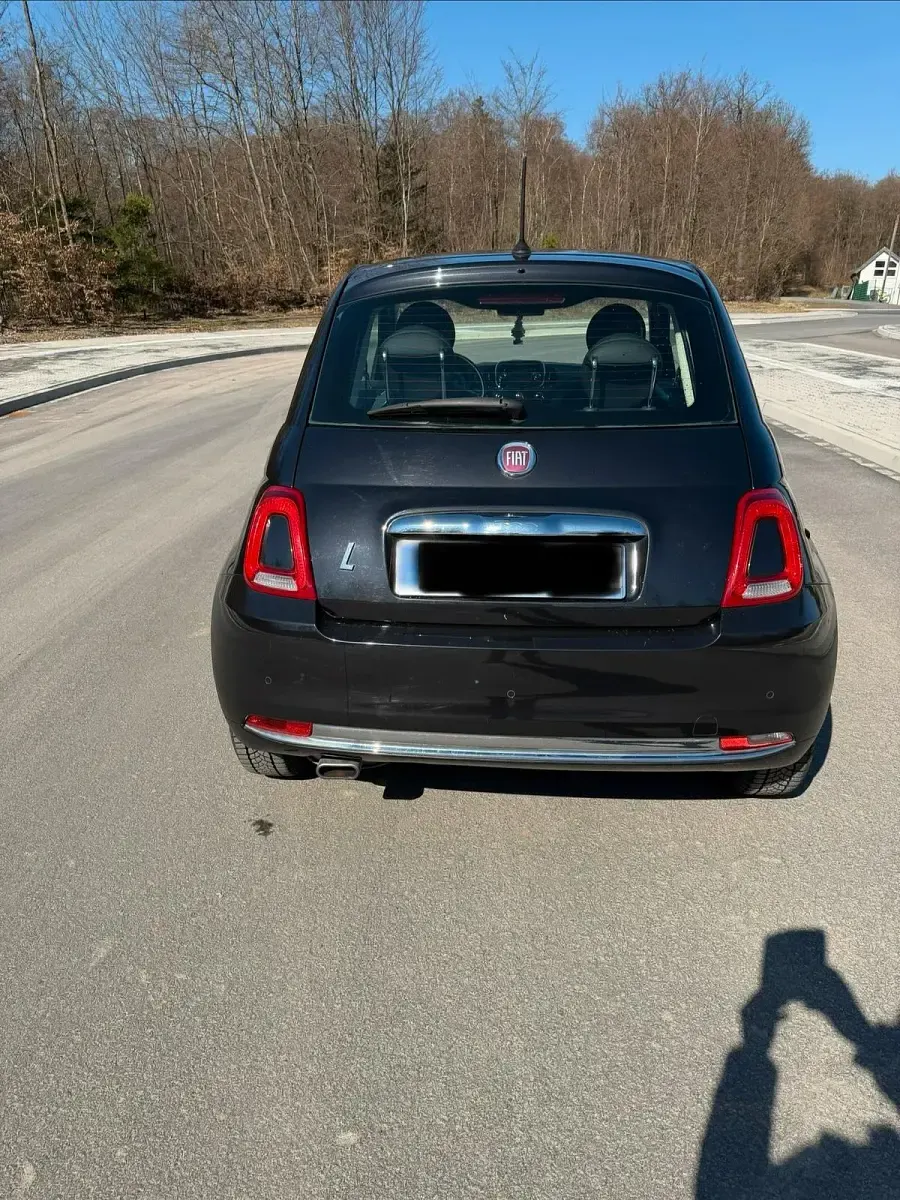 Gebraucht Fiat 500 Lounge 69 PS (50 kW) 2017 Schwarz Kleinwagen