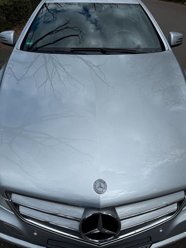 Gebraucht Mercedes E250 204 PS (150 kW) 2011 Silber Coupé