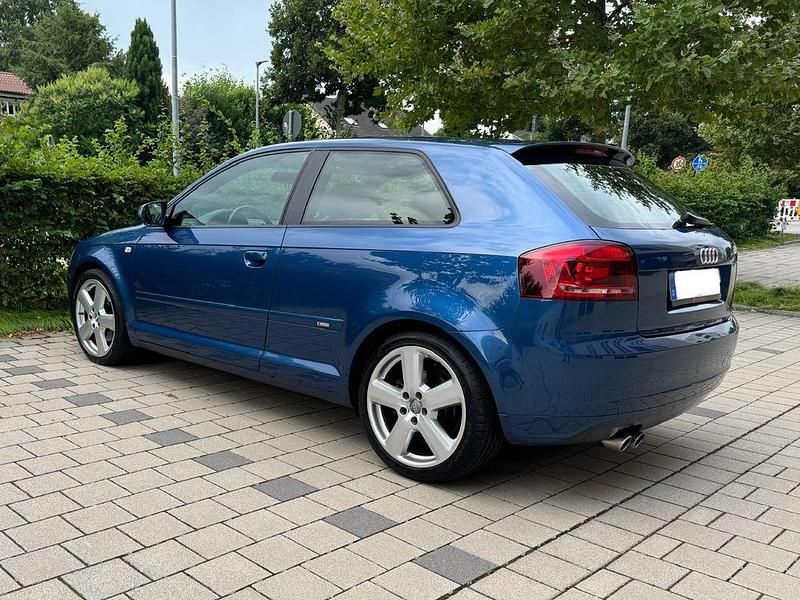 Second-hand Audi A3 S-Line 200 CP (147 kW) 2006 Albastru Hatchback