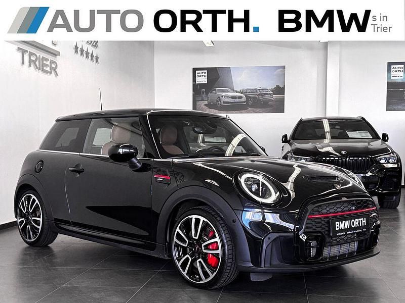 Gebraucht Mini John Cooper Works 231 PS (169 kW) 2022 Schwarz Kleinwagen