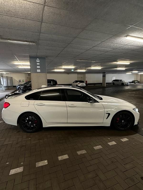 Gebraucht BMW 440 M Sport 326 PS (239 kW) 2017 Weiß Coupé