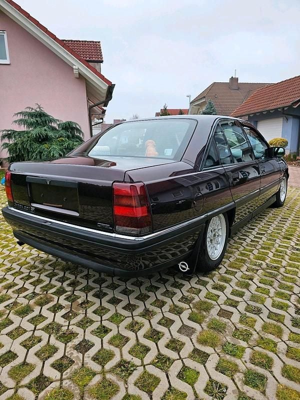 Second-hand Opel Omega 115 CP (84 kW) 1992 Andere farben Break