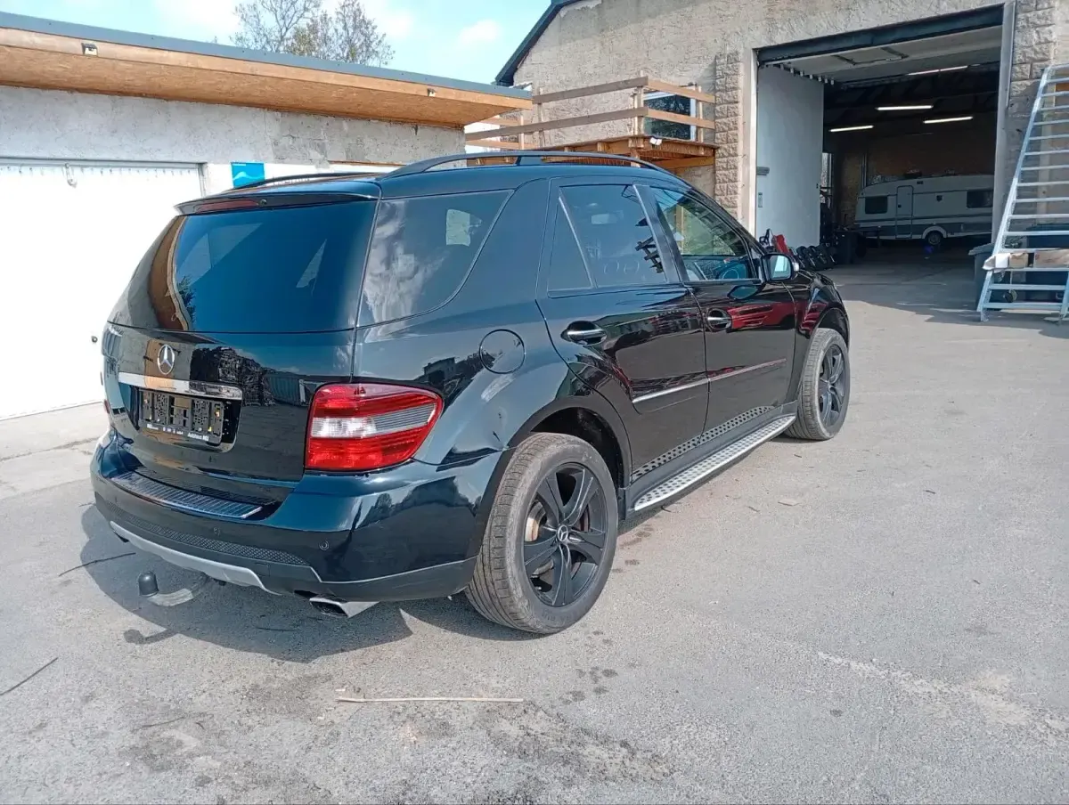 Brugt Mercedes ML280 190 HK (139 kW) 2007 Sort SUV