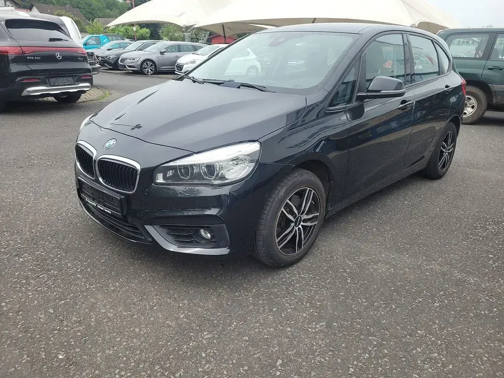 Gebraucht BMW 218 Active Tourer 136 PS (100 kW) 2015 Schwarz Van / Kleinbus