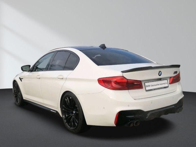 Bmw m5 limousine